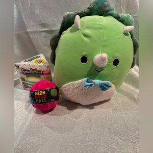 SmushMart Rainbow Layer Cake Squishie & Neon Fuzz Ball & 10" Squishmallows